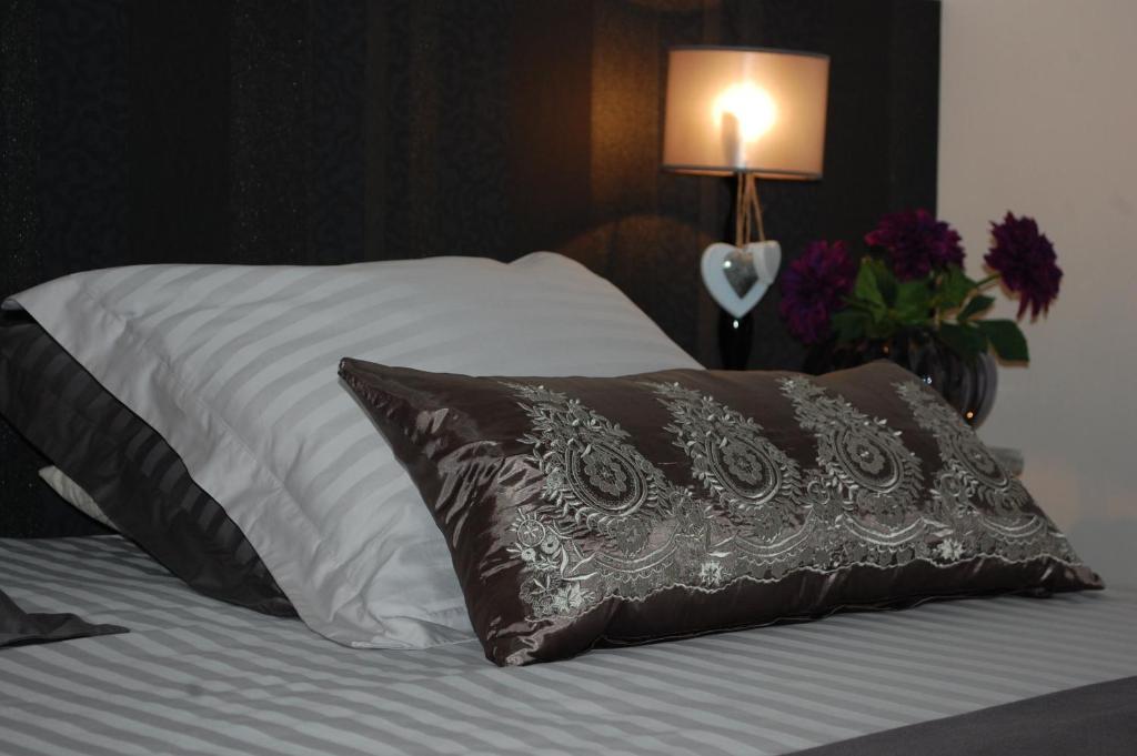 Chambres D'Hotes La Parenthez' Haguenau Phòng bức ảnh