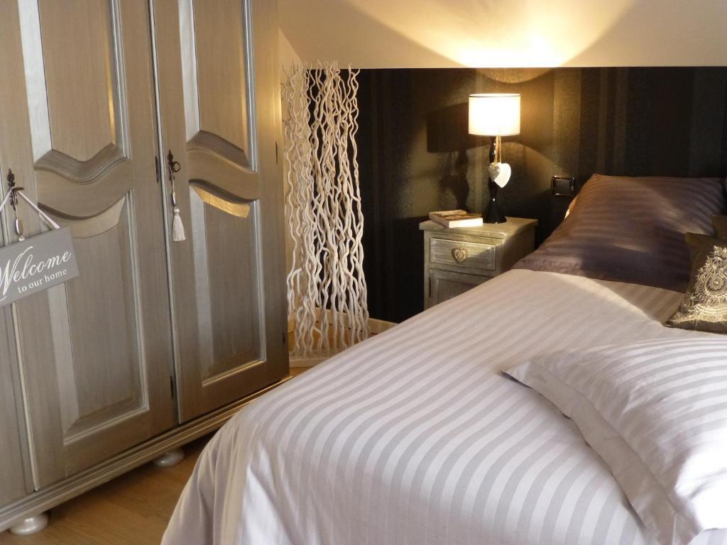 Chambres D'Hotes La Parenthez' Haguenau Phòng bức ảnh