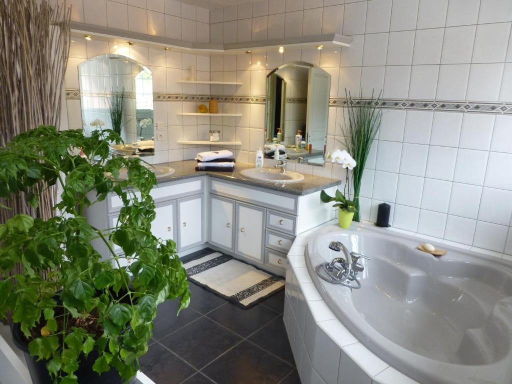 Chambres D'Hotes La Parenthez' Haguenau Phòng bức ảnh